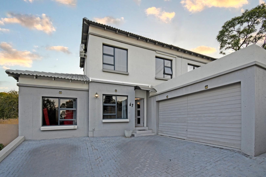 3 Bedroom Property for Sale in Magaliessig Gauteng