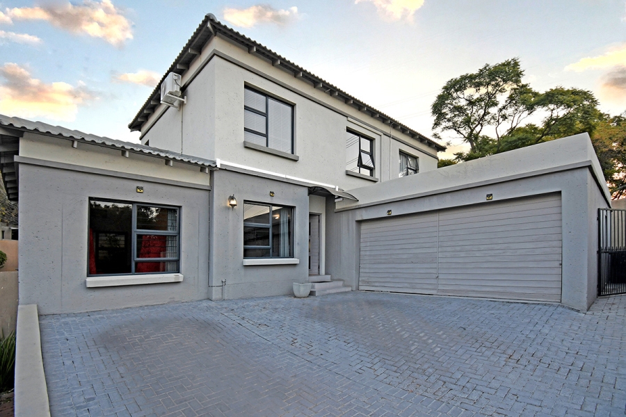 3 Bedroom Property for Sale in Magaliessig Gauteng