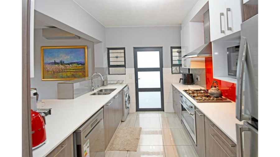 3 Bedroom Property for Sale in Magaliessig Gauteng