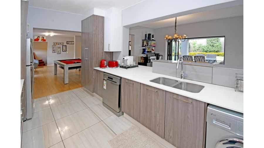 3 Bedroom Property for Sale in Magaliessig Gauteng