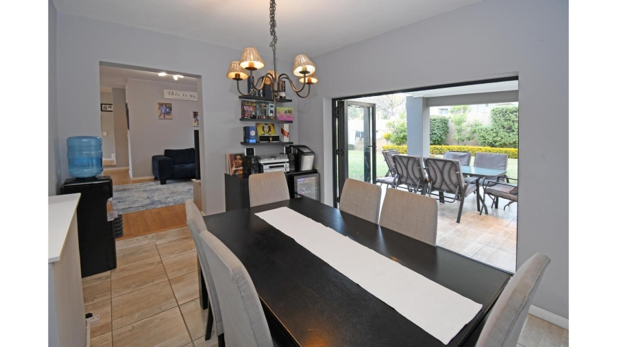 3 Bedroom Property for Sale in Magaliessig Gauteng