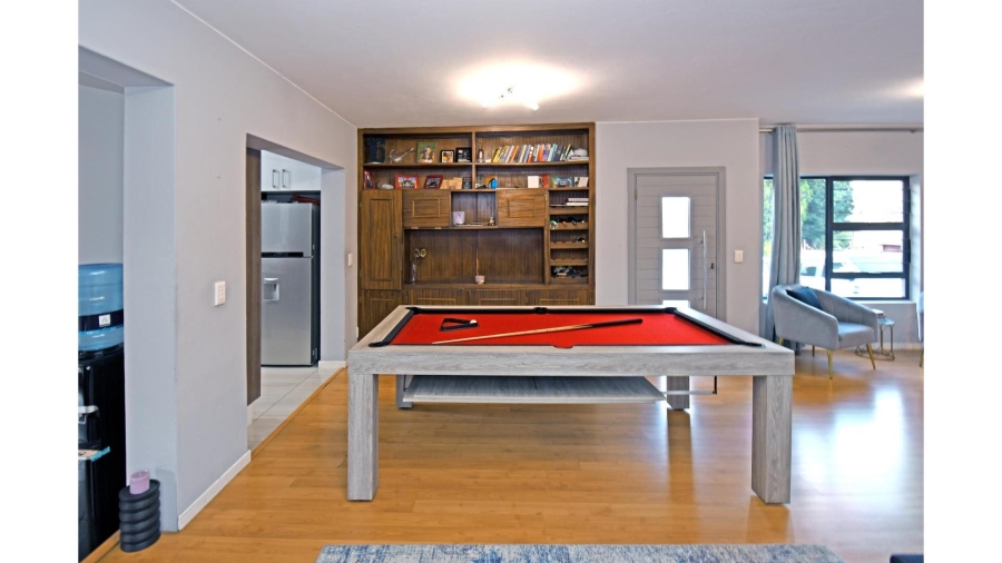 3 Bedroom Property for Sale in Magaliessig Gauteng