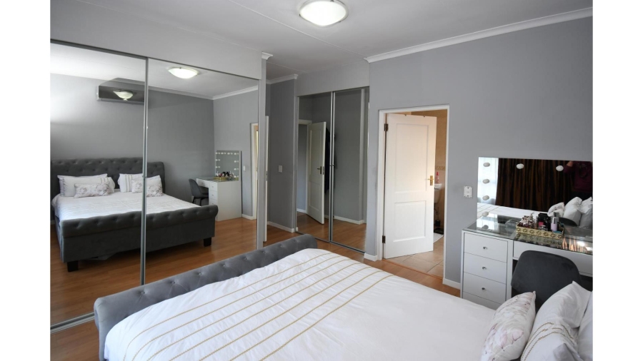 3 Bedroom Property for Sale in Magaliessig Gauteng