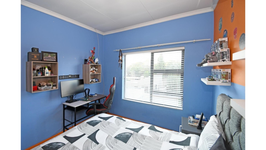 3 Bedroom Property for Sale in Magaliessig Gauteng