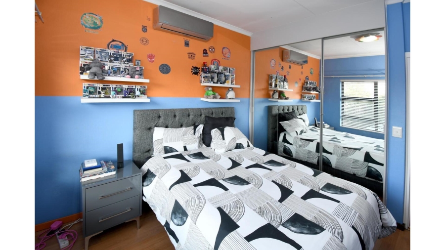 3 Bedroom Property for Sale in Magaliessig Gauteng
