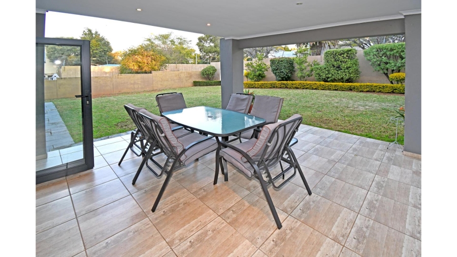 3 Bedroom Property for Sale in Magaliessig Gauteng