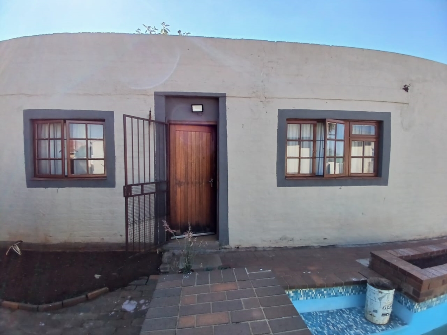 3 Bedroom Property for Sale in Roodepoort North Gauteng