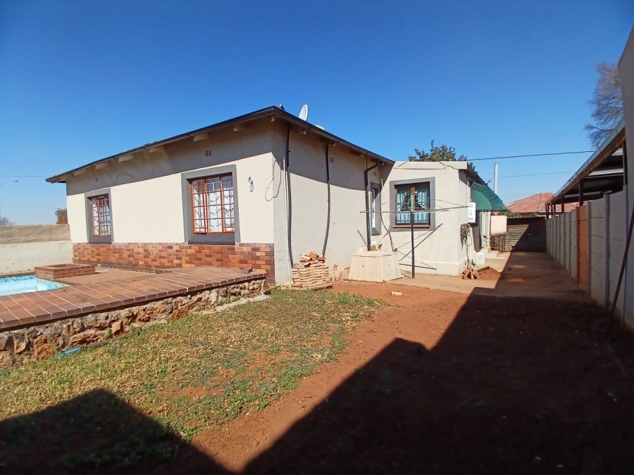 3 Bedroom Property for Sale in Roodepoort North Gauteng