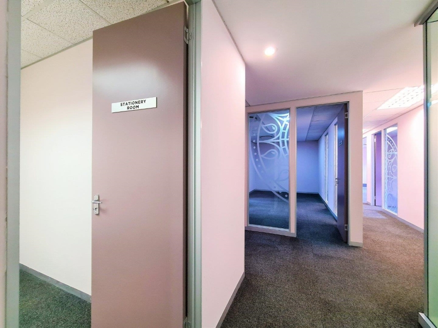 To Let commercial Property for Rent in Strubensvallei Gauteng