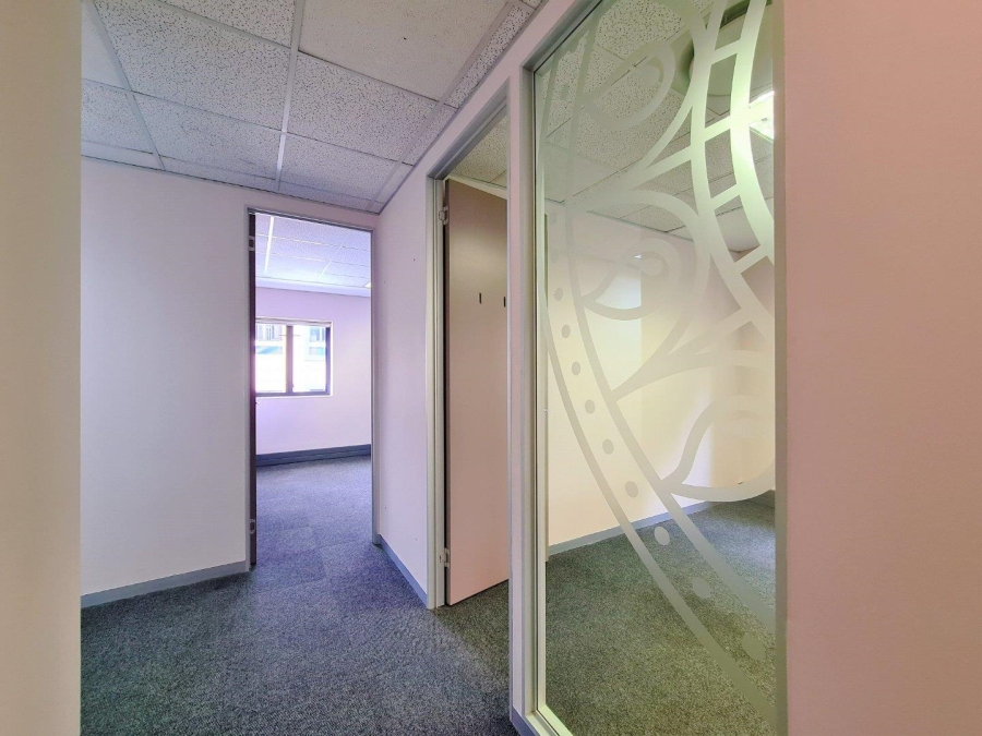 To Let commercial Property for Rent in Strubensvallei Gauteng