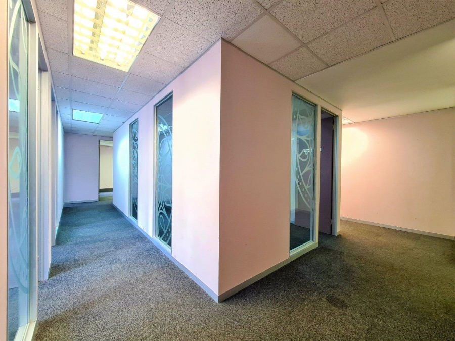 To Let commercial Property for Rent in Strubensvallei Gauteng