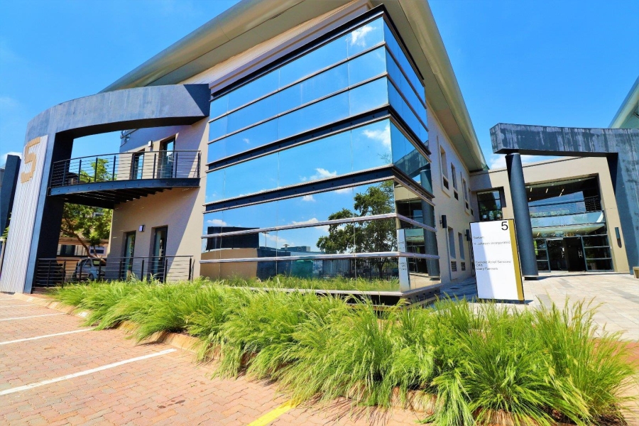 To Let commercial Property for Rent in Strubensvallei Gauteng