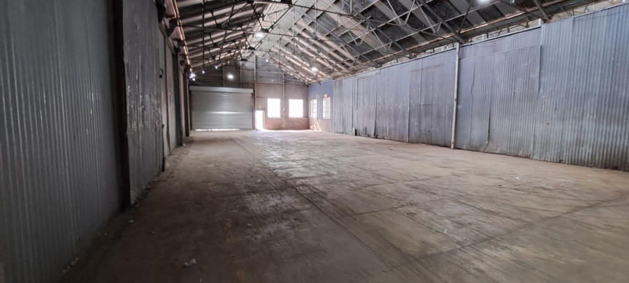 To Let commercial Property for Rent in Peacehaven Industrial Gauteng