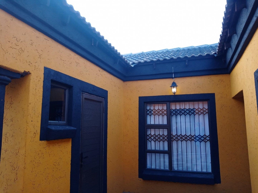3 Bedroom Property for Sale in Soshanguve HH Gauteng