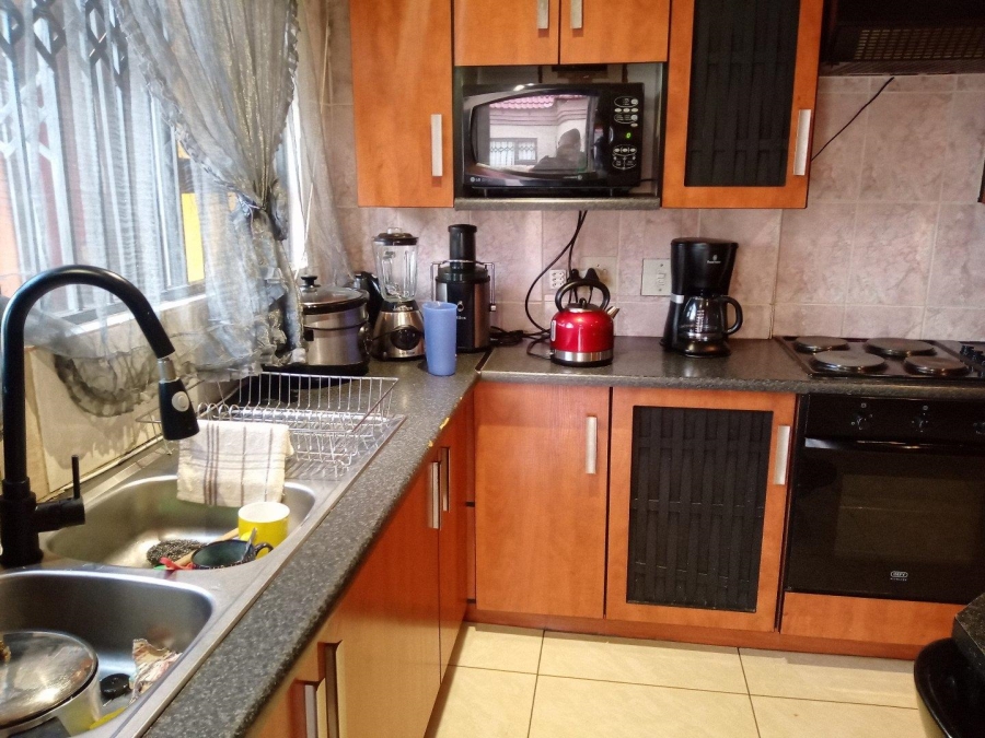 3 Bedroom Property for Sale in Soshanguve HH Gauteng