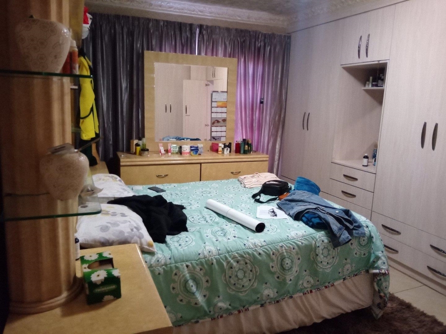 3 Bedroom Property for Sale in Soshanguve HH Gauteng