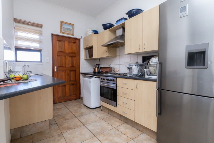 To Let 2 Bedroom Property for Rent in Discovery Gauteng