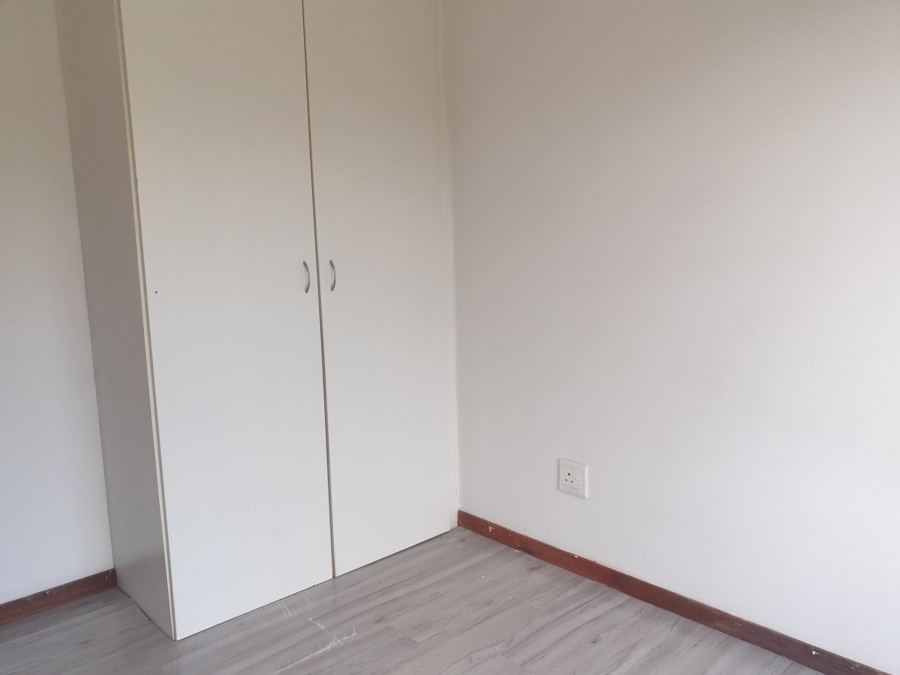 To Let 2 Bedroom Property for Rent in Discovery Gauteng