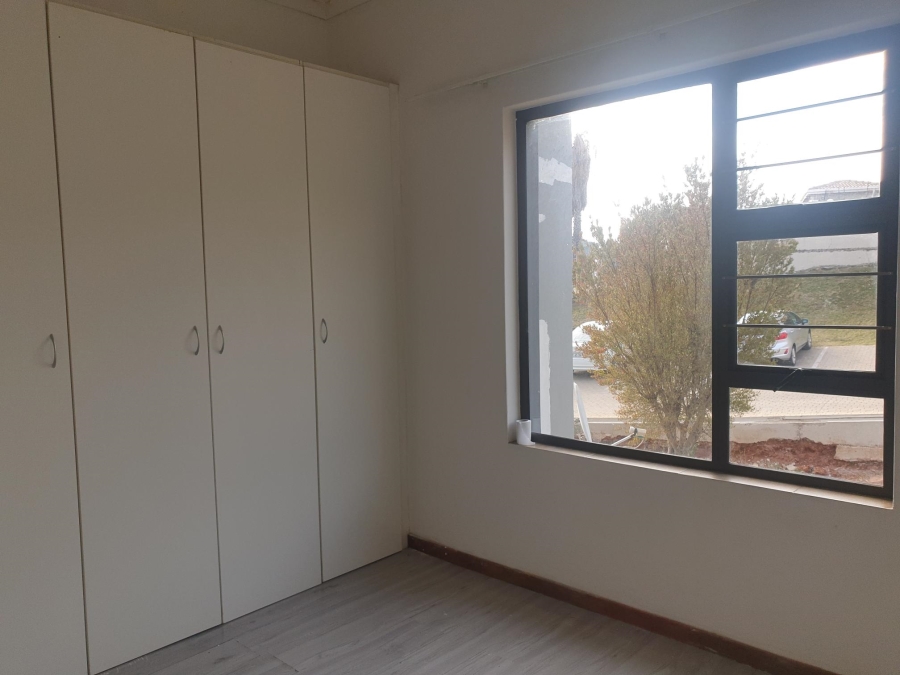 To Let 2 Bedroom Property for Rent in Discovery Gauteng