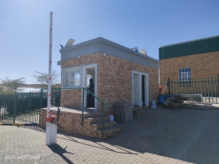 To Let commercial Property for Rent in Lanseria Gauteng