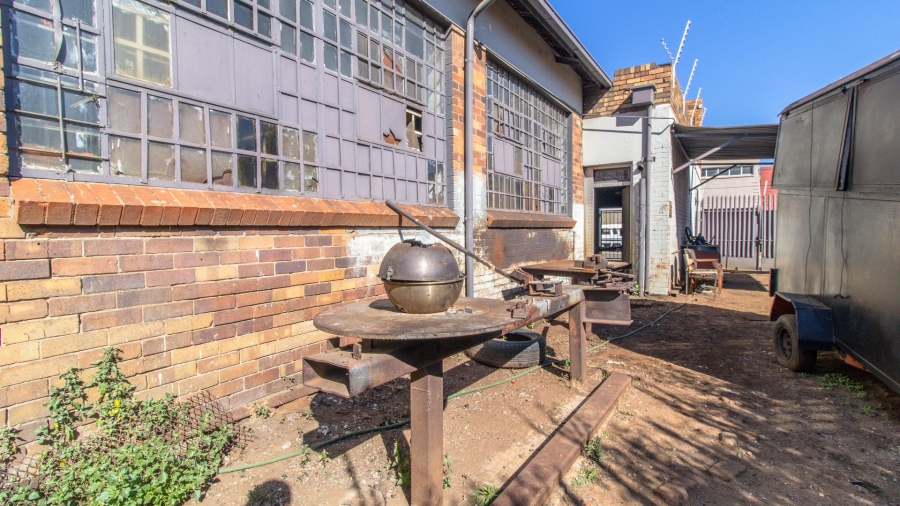 Commercial Property for Sale in Booysens Gauteng