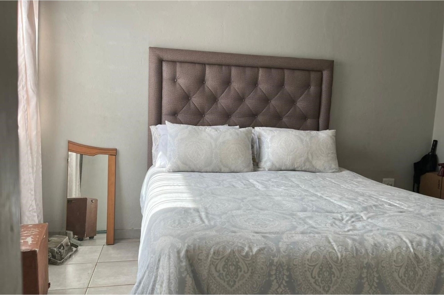 To Let 1 Bedroom Property for Rent in Palime Gauteng