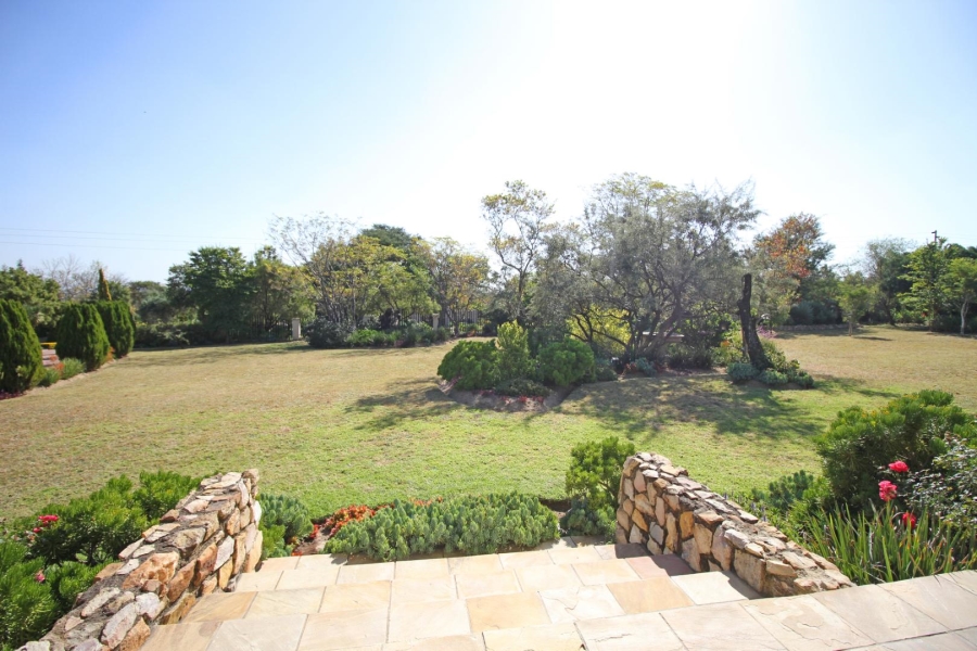 4 Bedroom Property for Sale in Saddlebrook Estate Gauteng