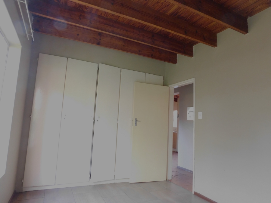 2 Bedroom Property for Sale in Kilner Park Gauteng