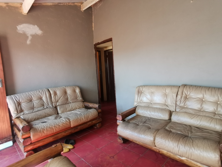 2 Bedroom Property for Sale in Mabopane Unit B Gauteng