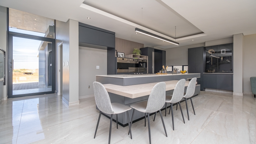 4 Bedroom Property for Sale in Midstream Heights Gauteng