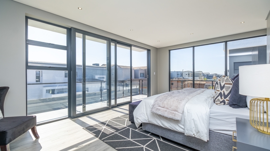 4 Bedroom Property for Sale in Midstream Heights Gauteng