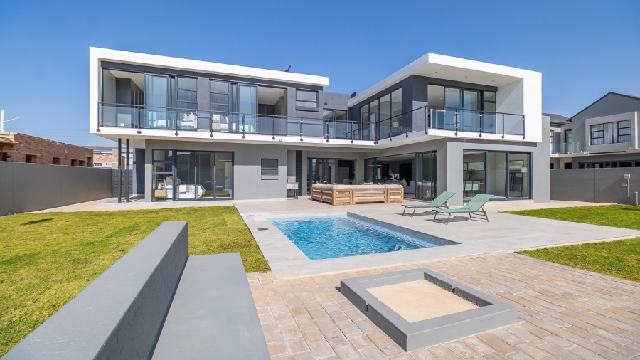 4 Bedroom Property for Sale in Midstream Heights Gauteng