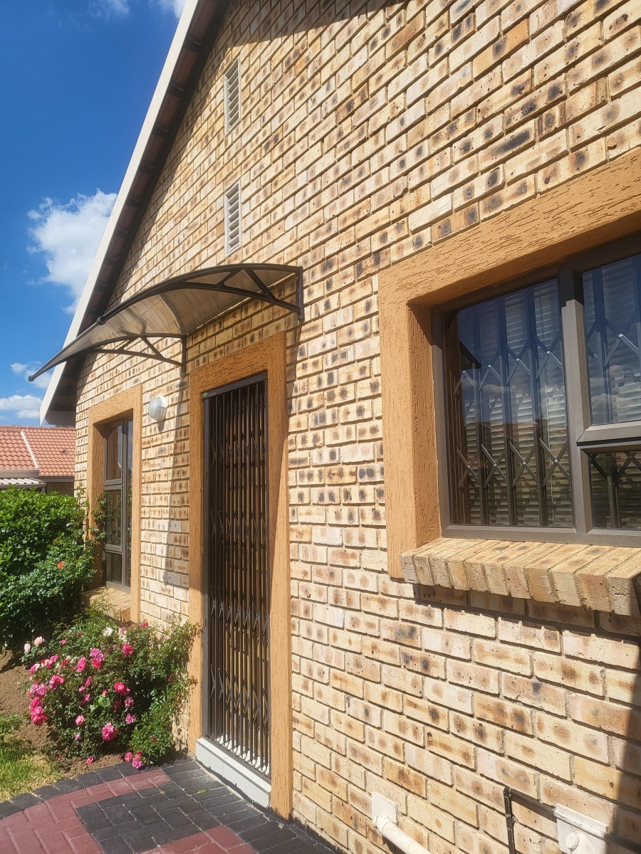 3 Bedroom Property for Sale in Sunair Park Gauteng