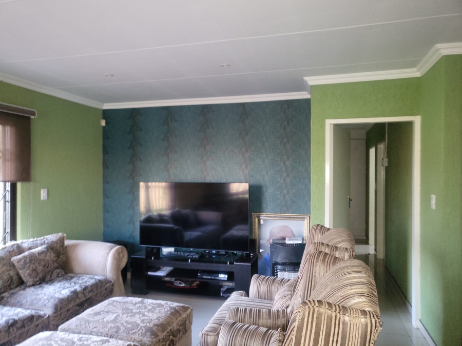 3 Bedroom Property for Sale in Sunair Park Gauteng
