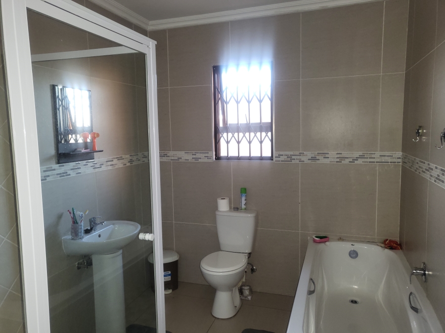 3 Bedroom Property for Sale in Sunair Park Gauteng