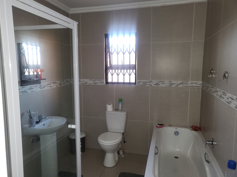 3 Bedroom Property for Sale in Sunair Park Gauteng