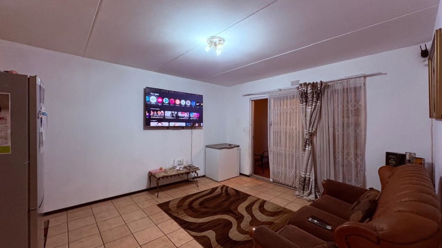 2 Bedroom Property for Sale in Minnebron Gauteng