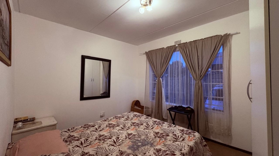 2 Bedroom Property for Sale in Minnebron Gauteng