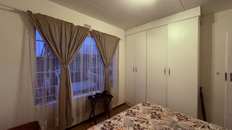 2 Bedroom Property for Sale in Minnebron Gauteng