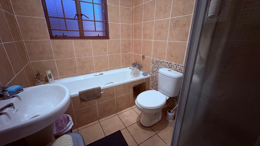 2 Bedroom Property for Sale in Minnebron Gauteng