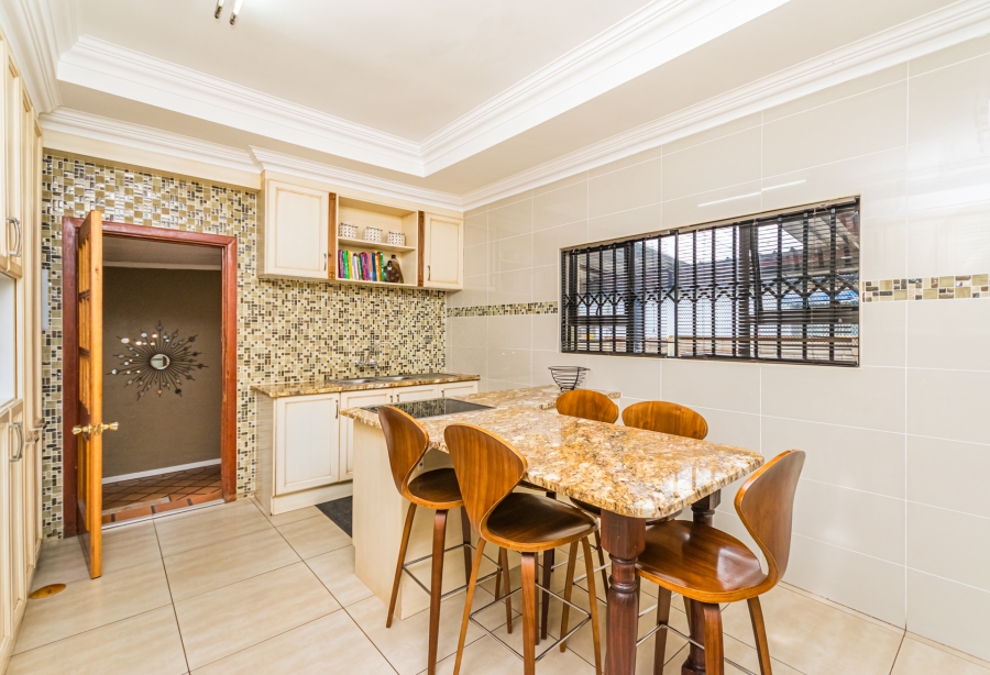 5 Bedroom Property for Sale in Lyttelton Manor Gauteng