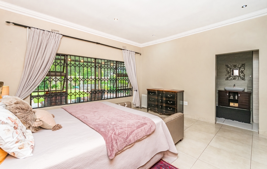 5 Bedroom Property for Sale in Lyttelton Manor Gauteng