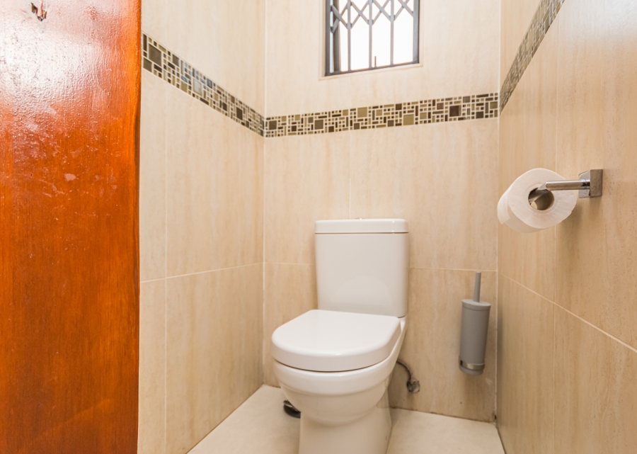 5 Bedroom Property for Sale in Lyttelton Manor Gauteng