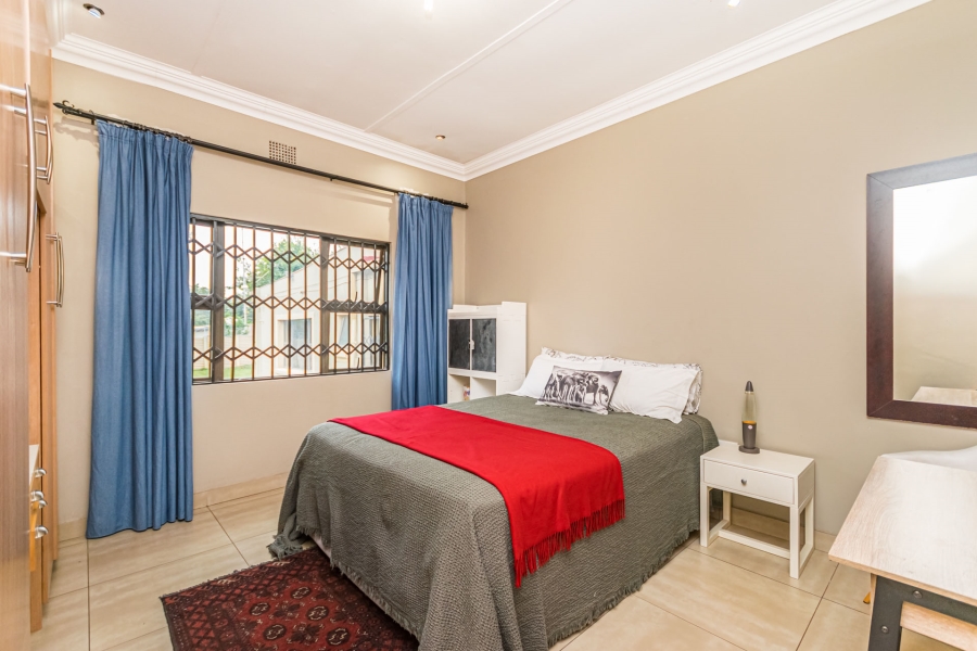 5 Bedroom Property for Sale in Lyttelton Manor Gauteng