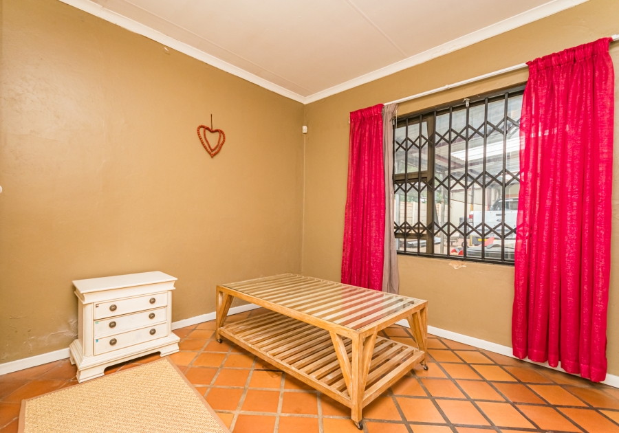 5 Bedroom Property for Sale in Lyttelton Manor Gauteng