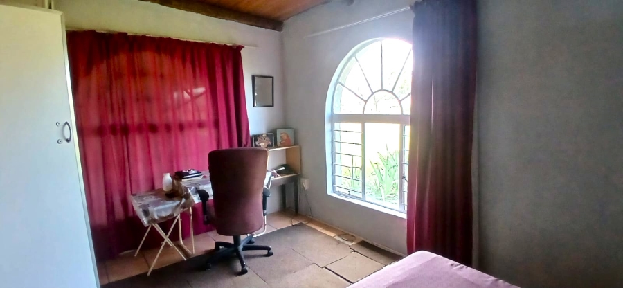 5 Bedroom Property for Sale in Nelsonia Gauteng