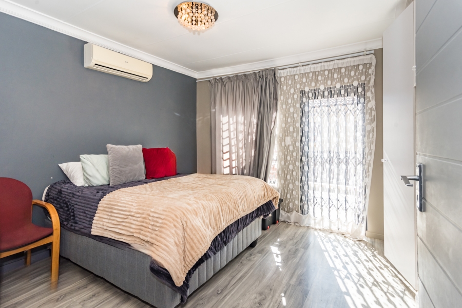 3 Bedroom Property for Sale in Olympus AH Gauteng
