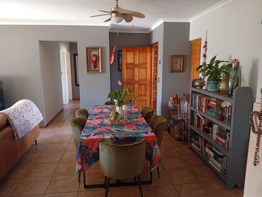 3 Bedroom Property for Sale in Equestria Gauteng