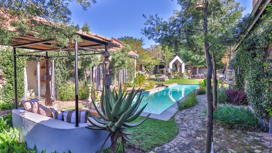 13 Bedroom Property for Sale in Glenferness Gauteng