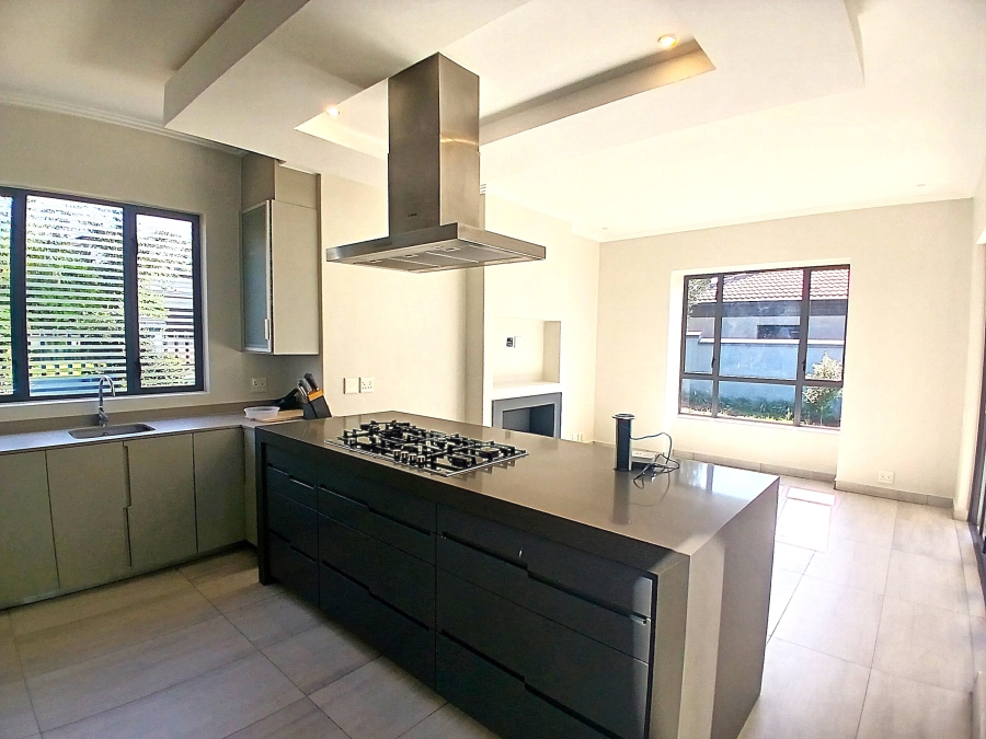 4 Bedroom Property for Sale in Blue Valley Golf Estate Gauteng